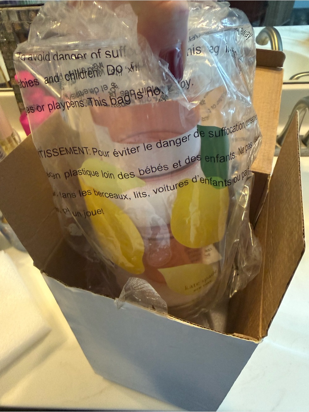 Kate Spade Lemon Pitcher with Pink Tumblers - Picture 2 of 2